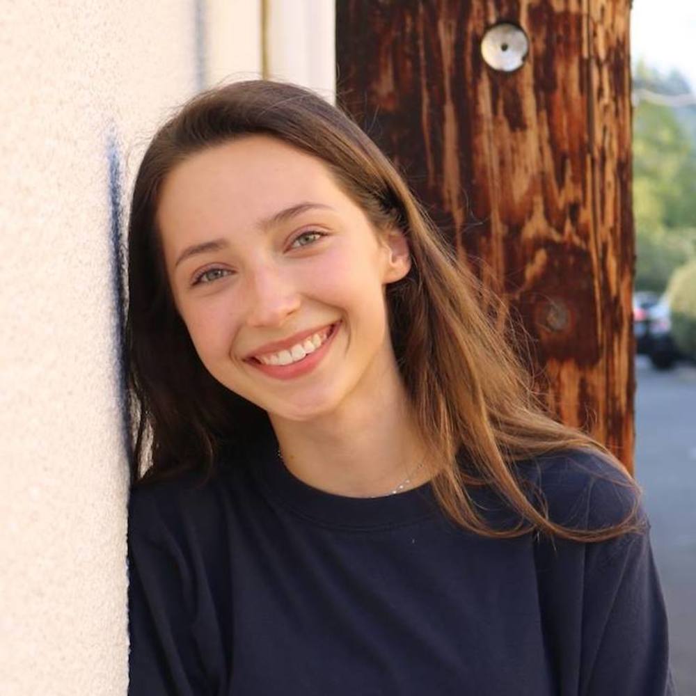 Meet your Posher, Isabelle